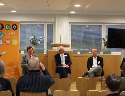 Ihmisoikeudet ovat jakamattomia -seminaari käsitteli uskonnonvapauden ja itsemääräämisoikeuden kysymyksiä eheytyshoitojen kieltämisessä